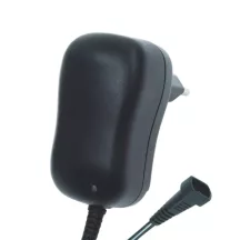   Home MW MB10N hálózati adapter, 3 - 12 V, 2000 - 1000 mA áramfelvétel, LED visszajelző, polaritás állítás, 6 db csatlakozó