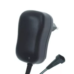 Home MW MB10N hálózati adapter, 3 - 12 V, 2000 - 1000 mA áramfelvétel, LED visszajelző, polaritás állítás, 6 db csatlakozó